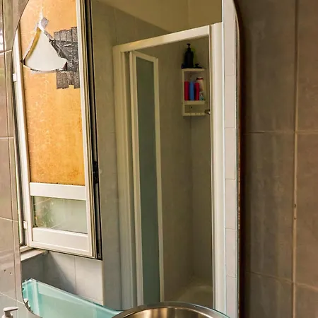 Pp Stanza Privata In Pigneto Habitación en casa particular